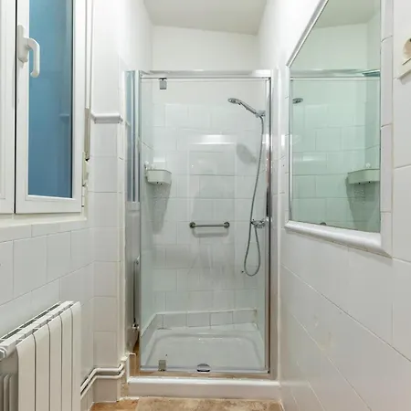 Casco Viejo Junto A La Catedral Y Parking Opcional Bilbau