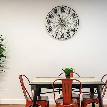 Apartamento Casco Viejo Junto A La Catedral Y Parking Opcional *