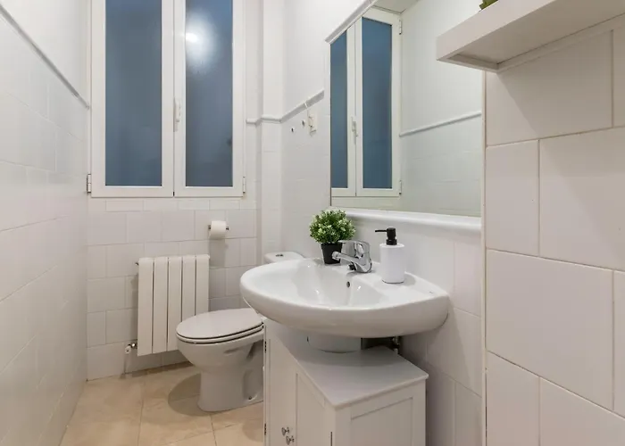 Apartment Casco Viejo Junto A La Catedral Y Parking Opcional Bilbao