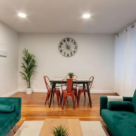 Casco Viejo Junto A La Catedral Y Parking Opcional