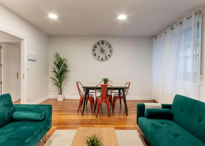 Casco Viejo Junto A La Catedral Y Parking Opcional